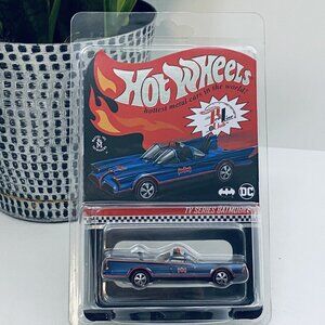 Hot wheels 2021 RLC TV Series Batmobile Batman DC Comics, NEW